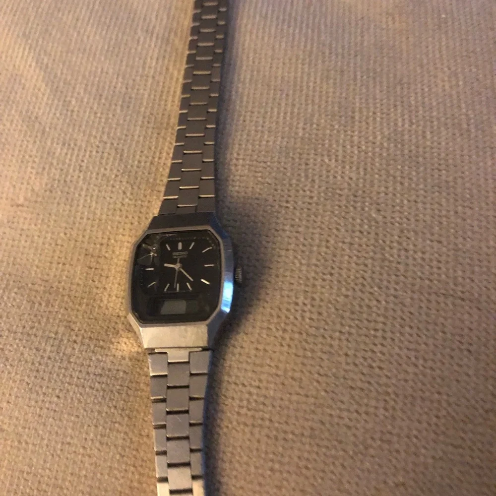 Vintage Seiko Analog-Digital Wristwatch - $50 or $35 w/offer